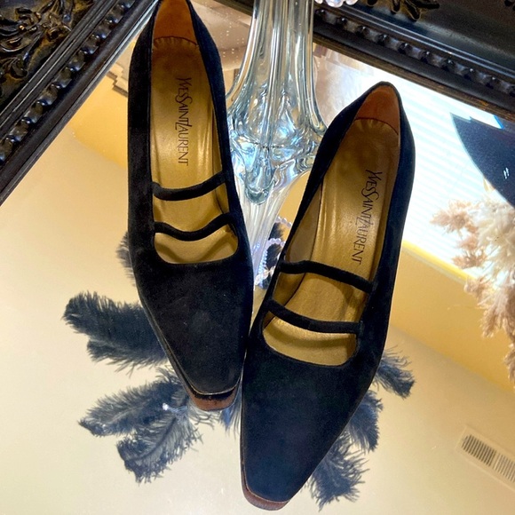 Yves SaintLaurent heels - Picture 1 of 4